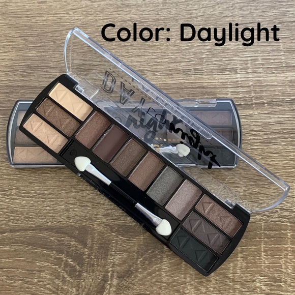 L.A. Colors Daylight - Day to Night Eye Shadow - Picture 3 of 3
